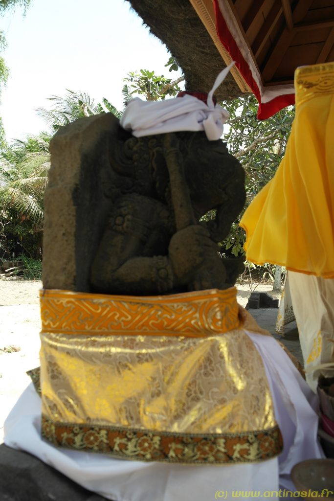 2013 - Bali Jimbaran - Statues